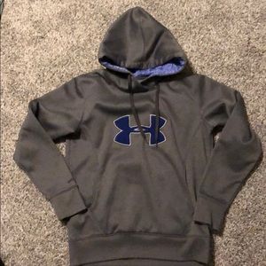 gray under armor sweatshirt size:s